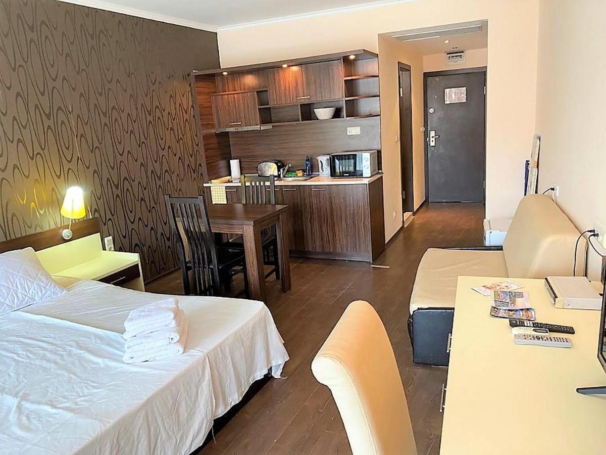 Menada Apartments In Grand Hotel Sveti Vlas Dış mekan fotoğraf